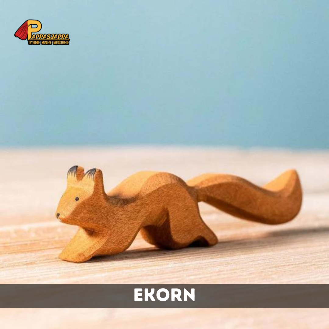 Trefigur | Ekorn løpende