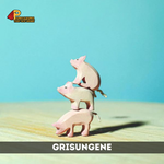 Trefigur | Grisunge sittende